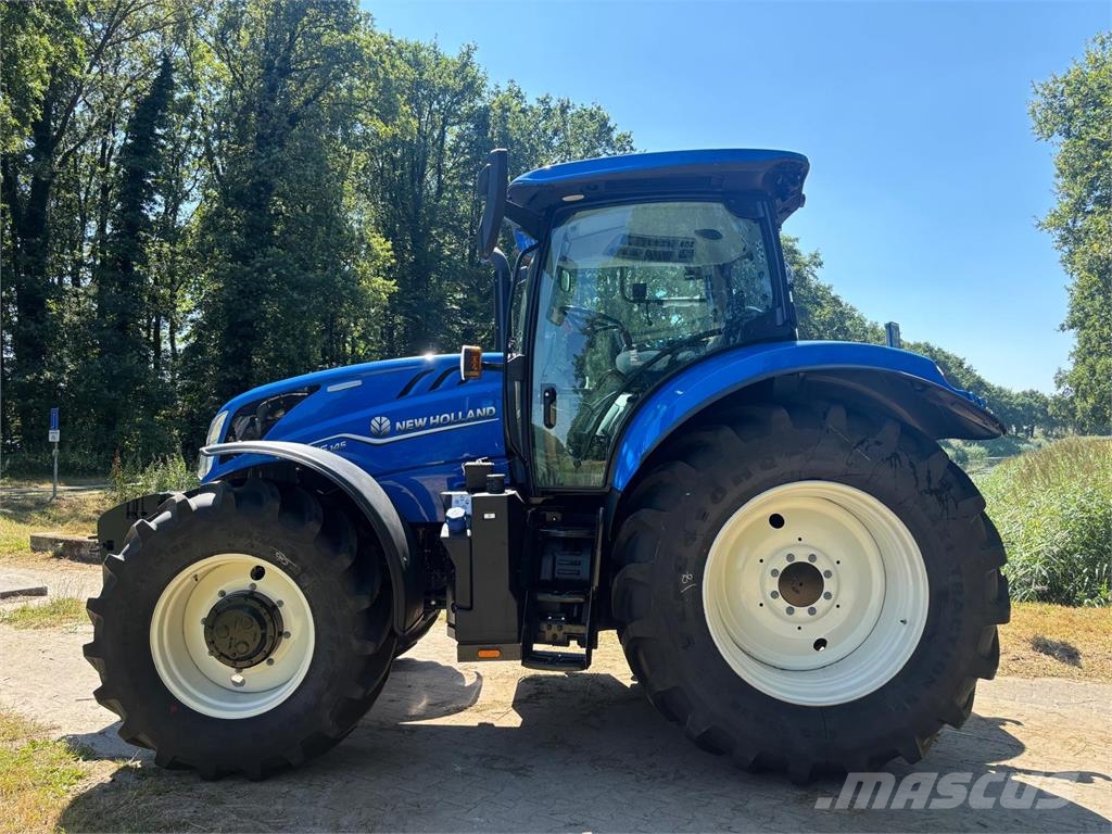 New Holland T6 145 DC (NIEUW) الجرارات