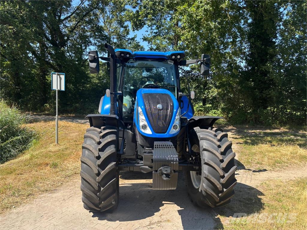 New Holland T6 145 DC (NIEUW) الجرارات