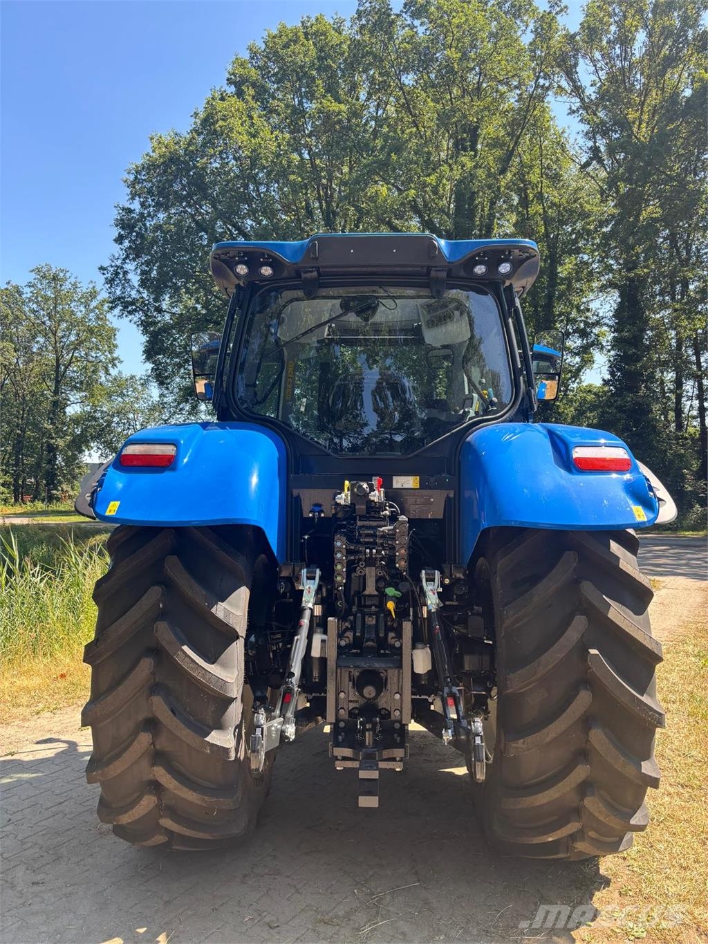 New Holland T6 145 DC (NIEUW) الجرارات