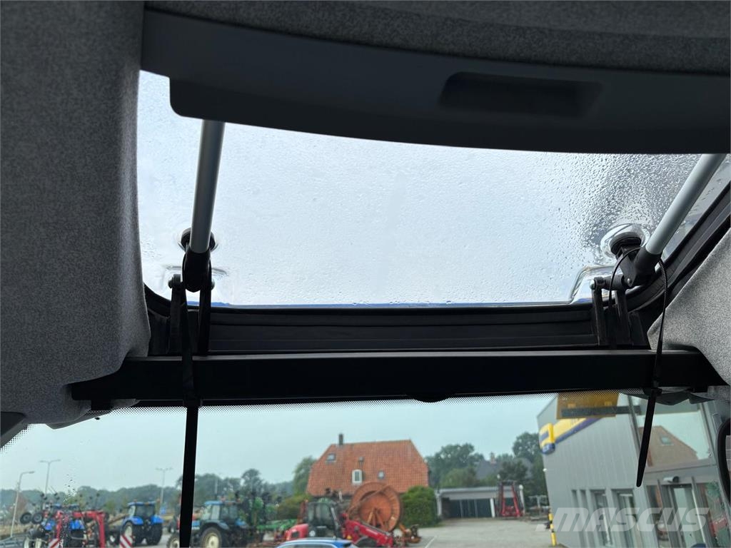 New Holland T6 155 AC (NIEUW) Tractores