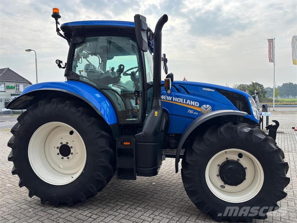 New Holland T6 155 AC (NIEUW) Tractores