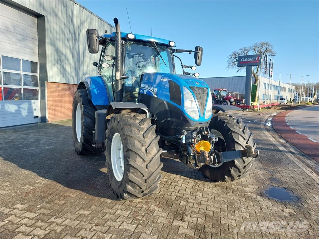 New Holland T7.210 AC Traktorji