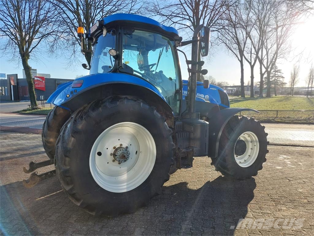 New Holland T7.210 AC Traktorji