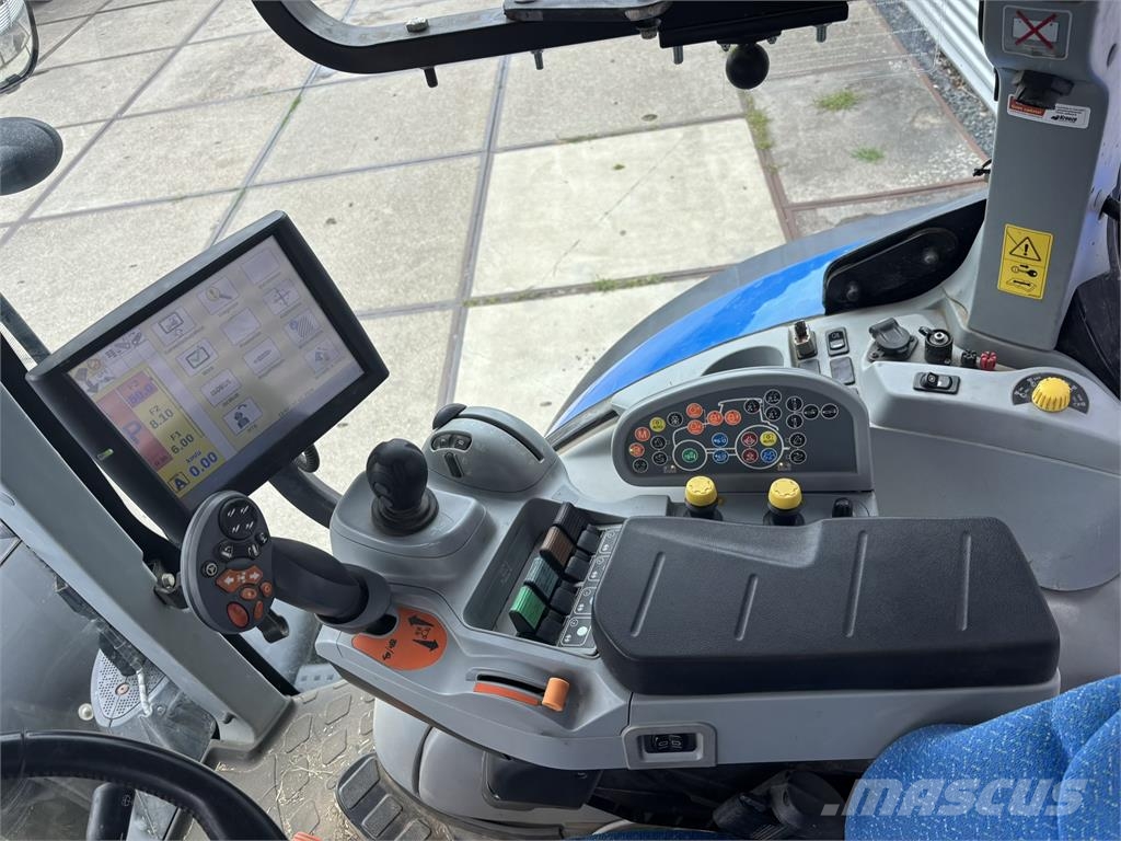 New Holland T7.250 Auto Command Tractores