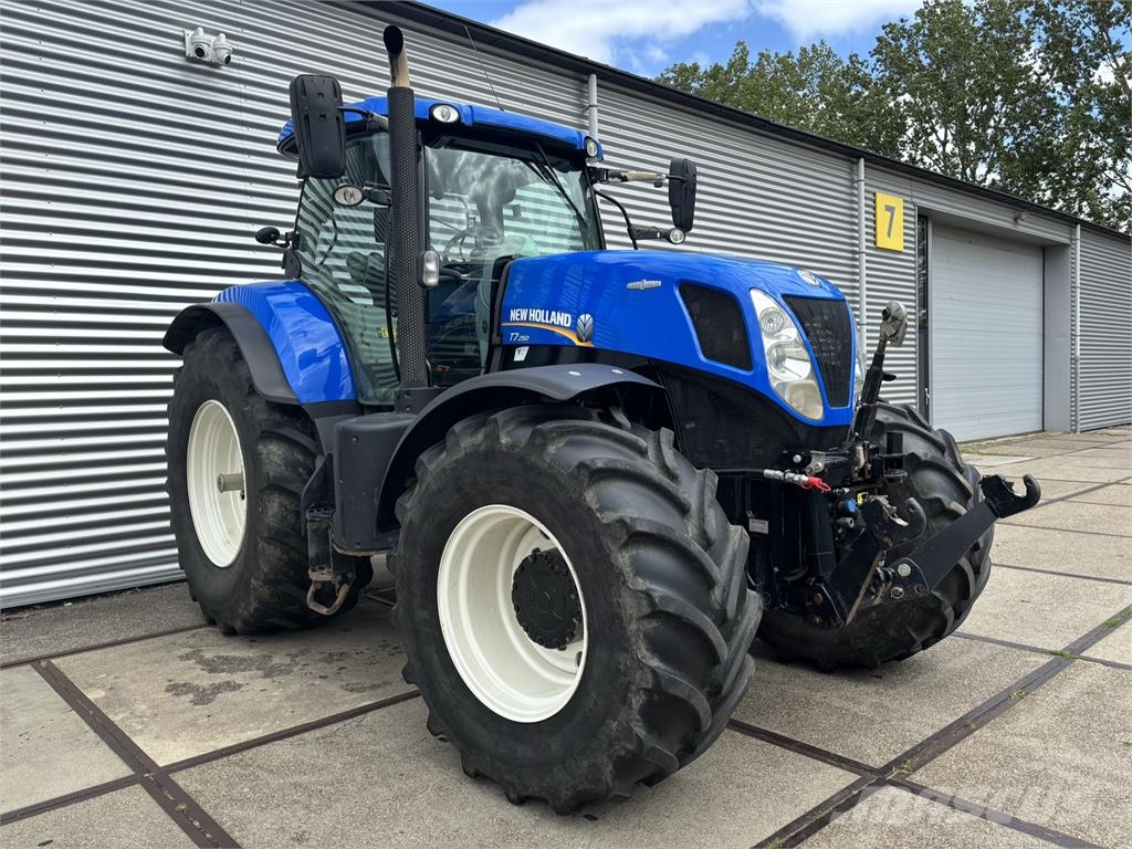 New Holland T7.250 Auto Command Tractores