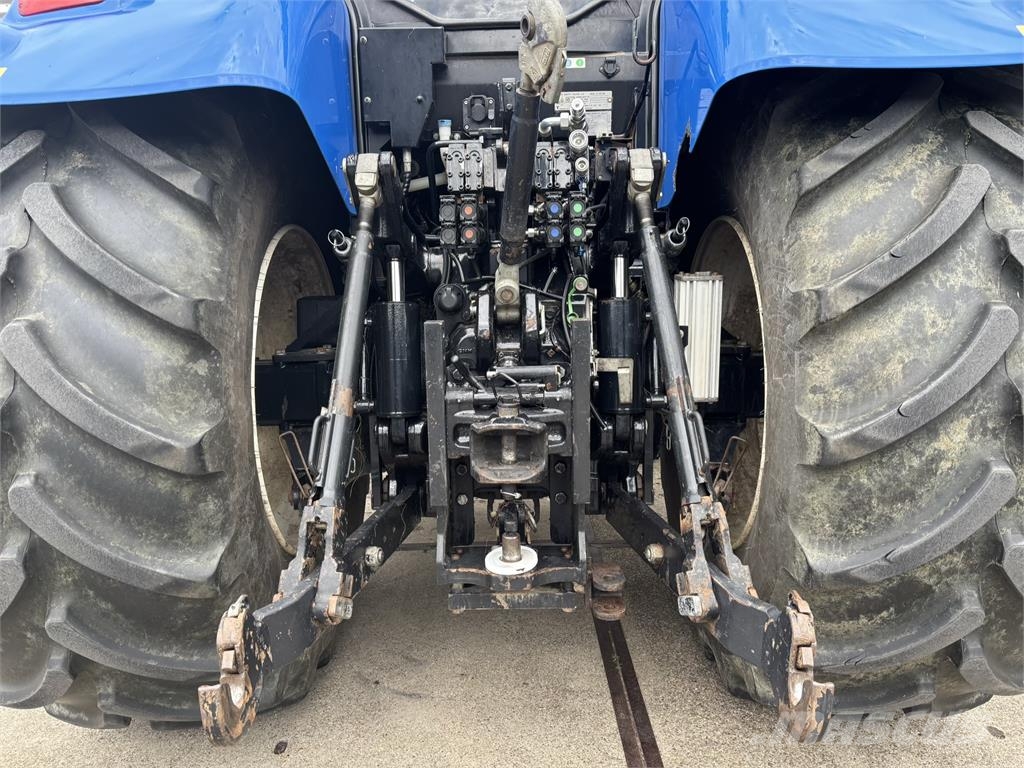 New Holland T7.250 Auto Command Tractores