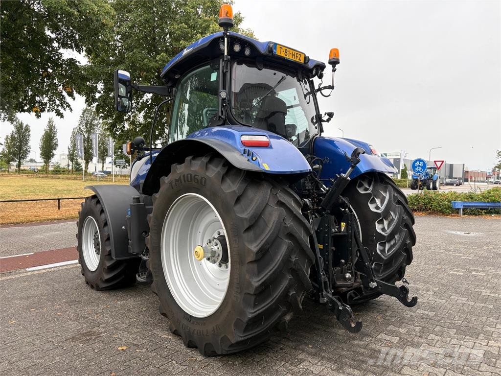 New Holland T7.270 AC Blue Power Traktorid