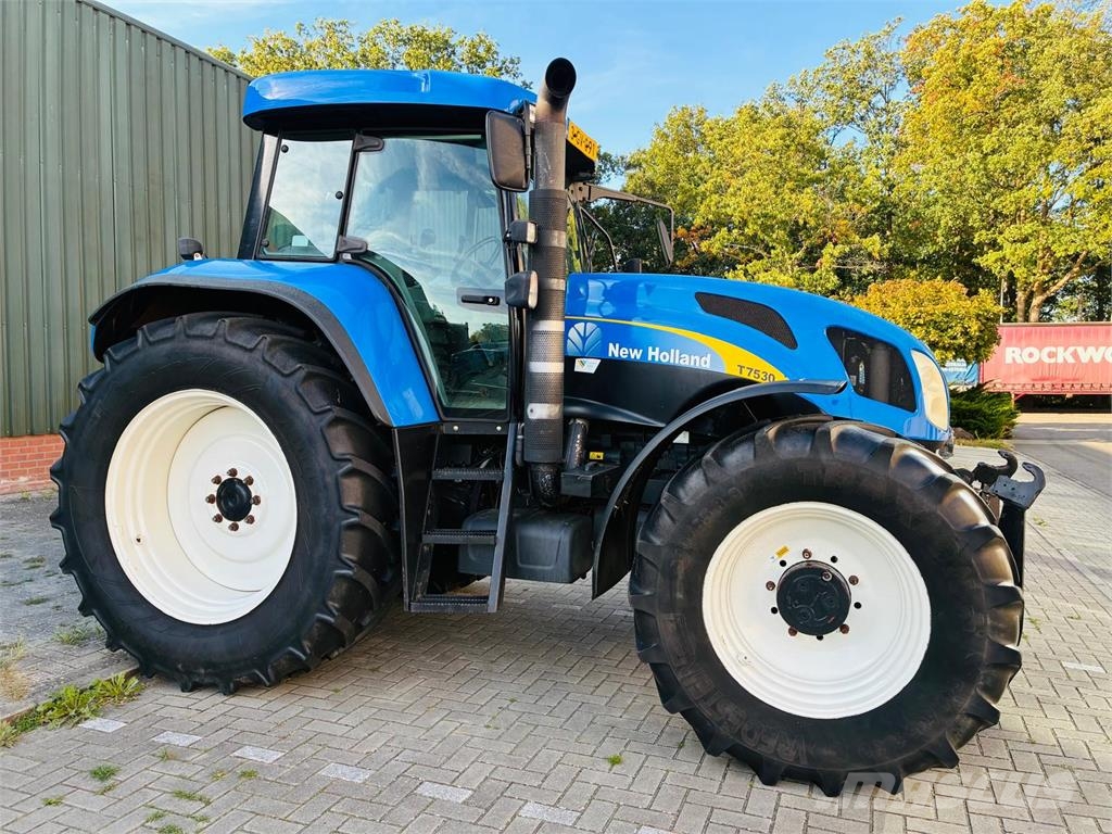 New Holland T7530 (CVX160) Traktoriai