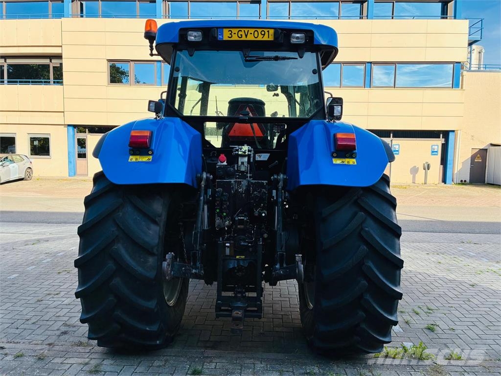 New Holland T7530 (CVX160) Traktoriai