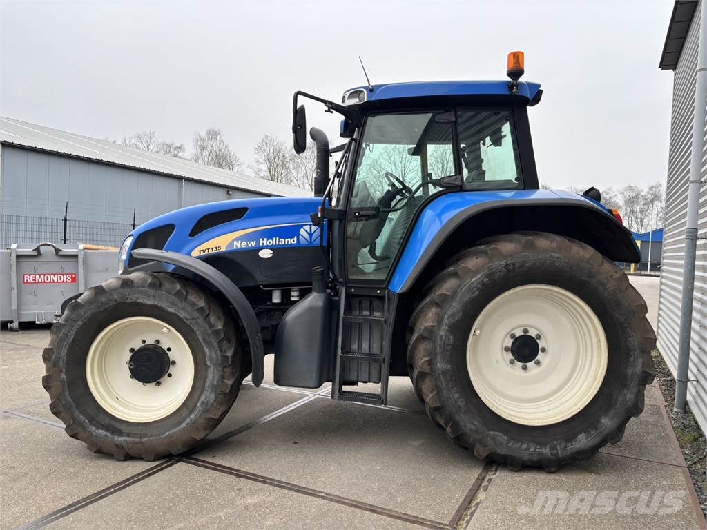 New Holland TVT135 Traktorer