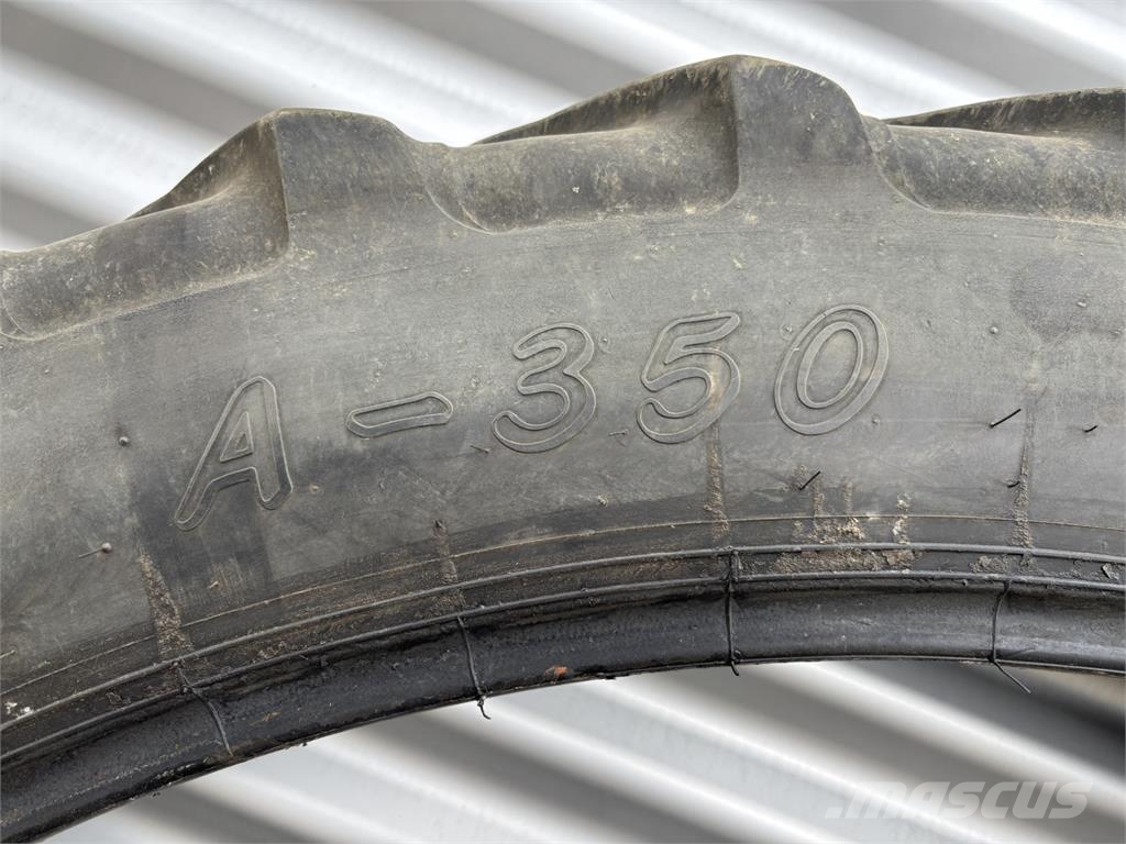 Set Gebruikte Alliance banden 270/95R54 Tractors