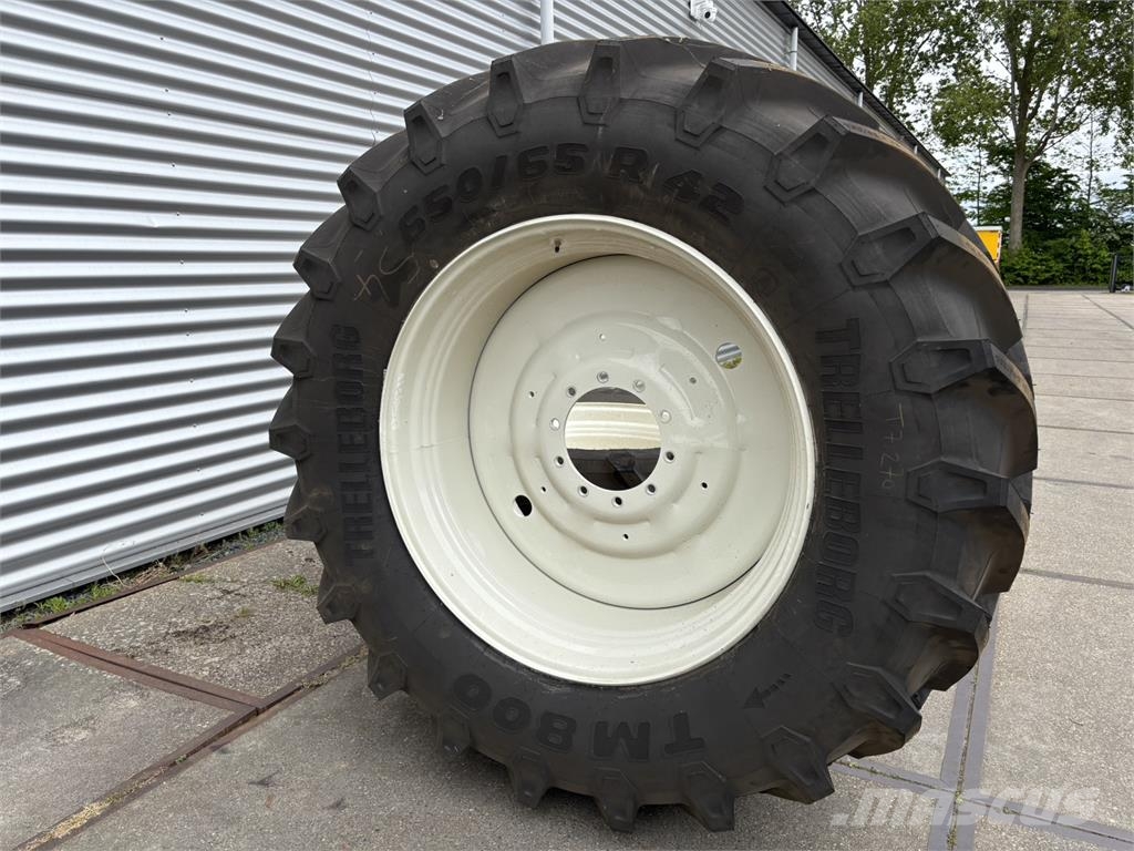 Set Trelleborg TM-800 Banden 650/65R42 Vaste Velg Tractors
