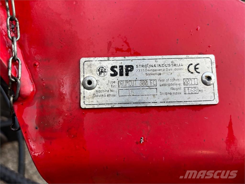 SIP Drumcut 300FC Trommelmaaier Met Kneuzer ماكينات زراعية - غير ذلك