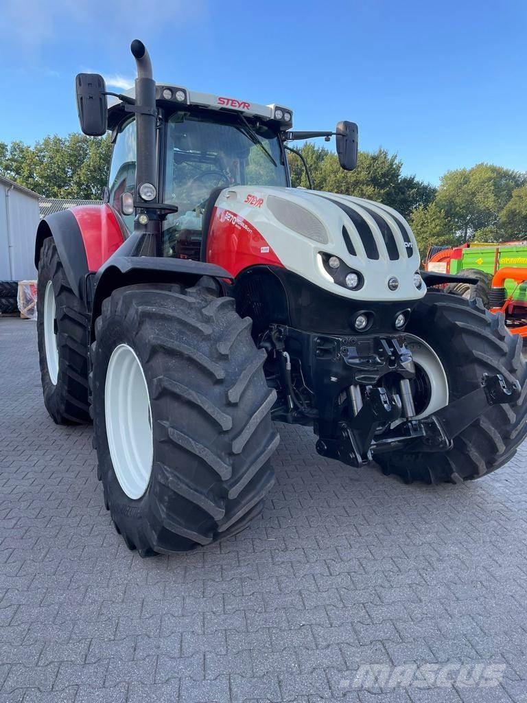 Steyr Terrus 6270 CVT 曳引機