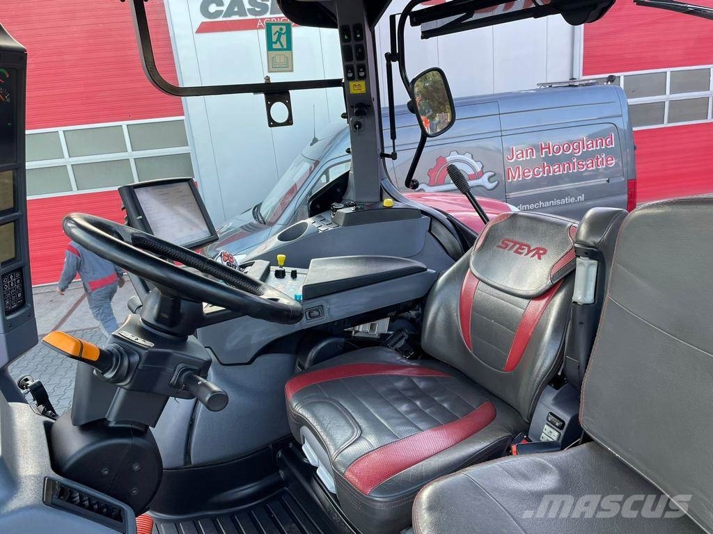 Steyr Terrus 6270 CVT 曳引機