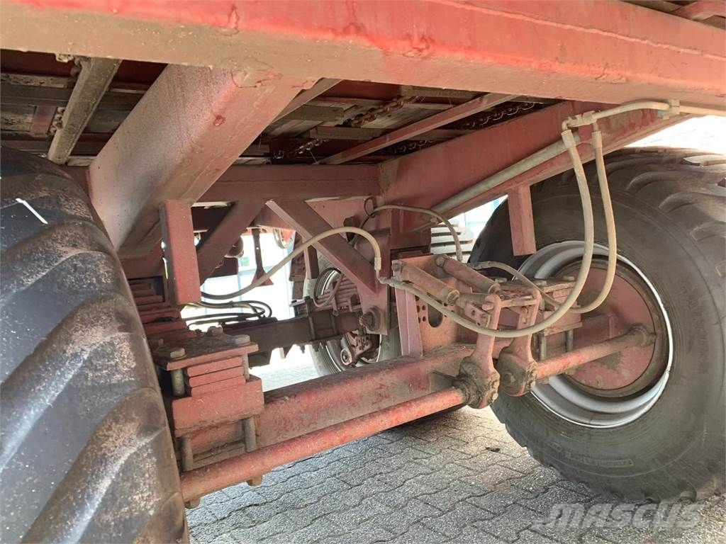 Strautmann Mega Vitesse II Opraapwagen Sonstige Landmaschinen
