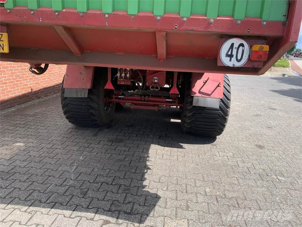 Strautmann Mega Vitesse II Opraapwagen Sonstige Landmaschinen