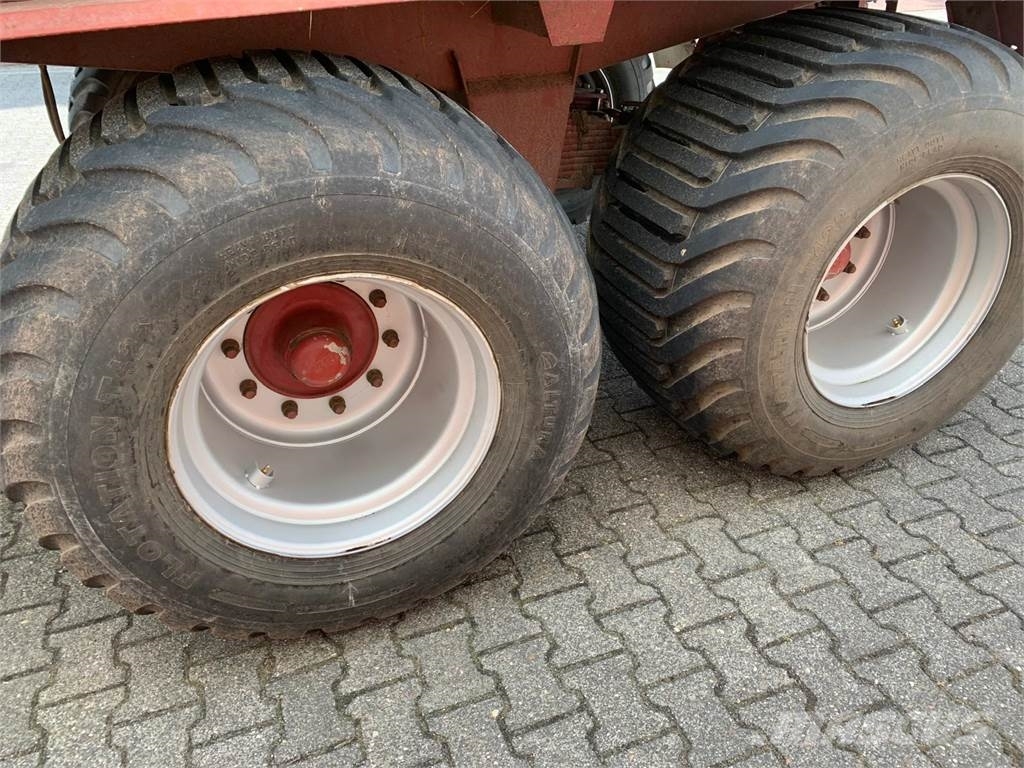 Strautmann Mega Vitesse II Opraapwagen Sonstige Landmaschinen