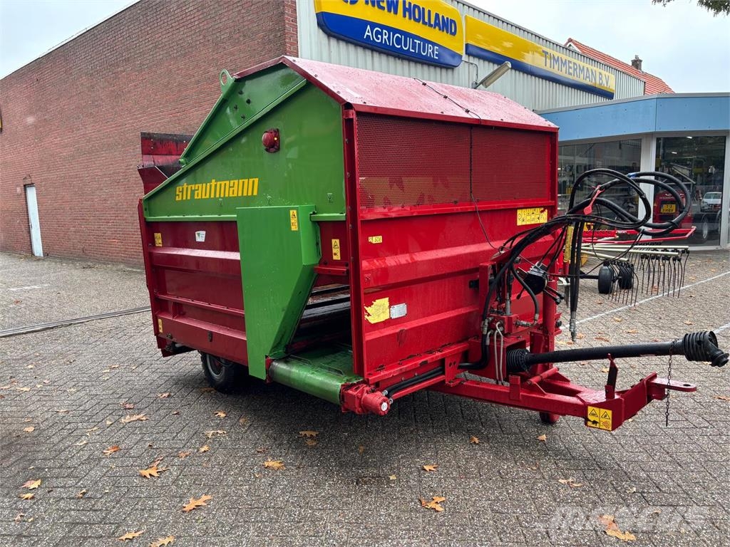 Strautmann UBVW Blokkendoseerwagen Dubbele Walsen Оборудование для животноводческих ферм