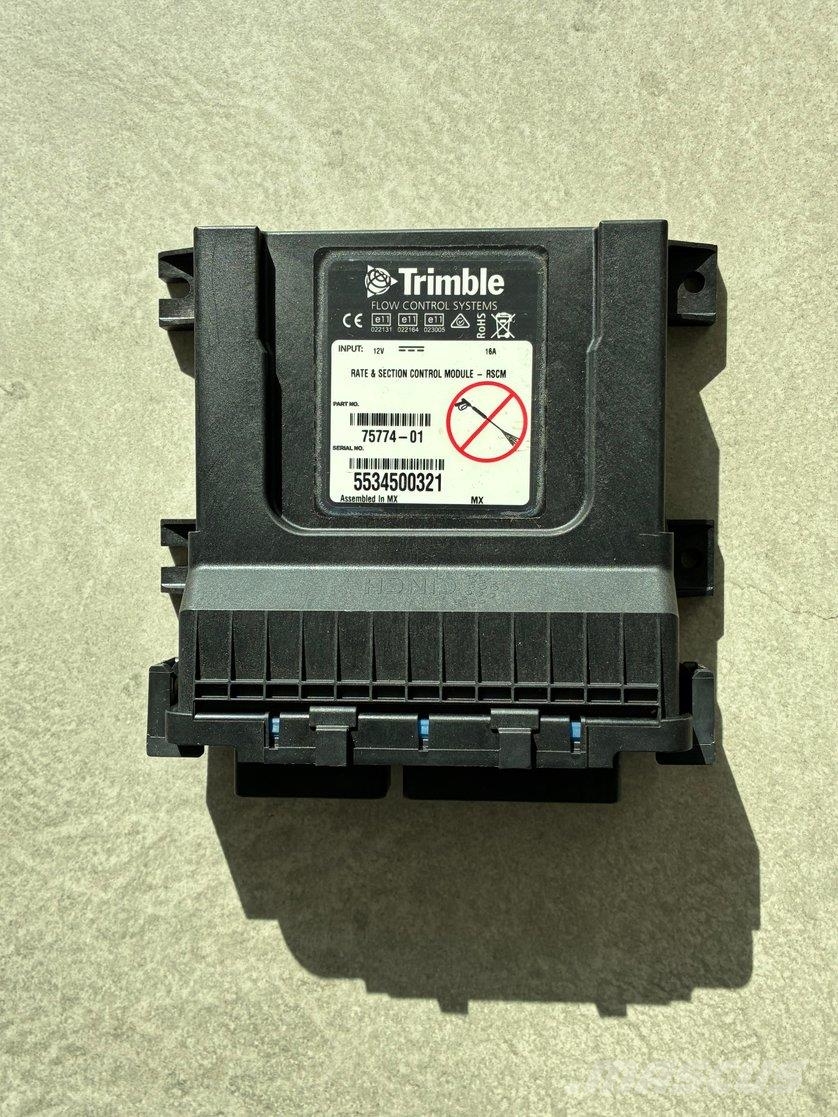 Trimble FieldIQ (NIEUW) Трактори