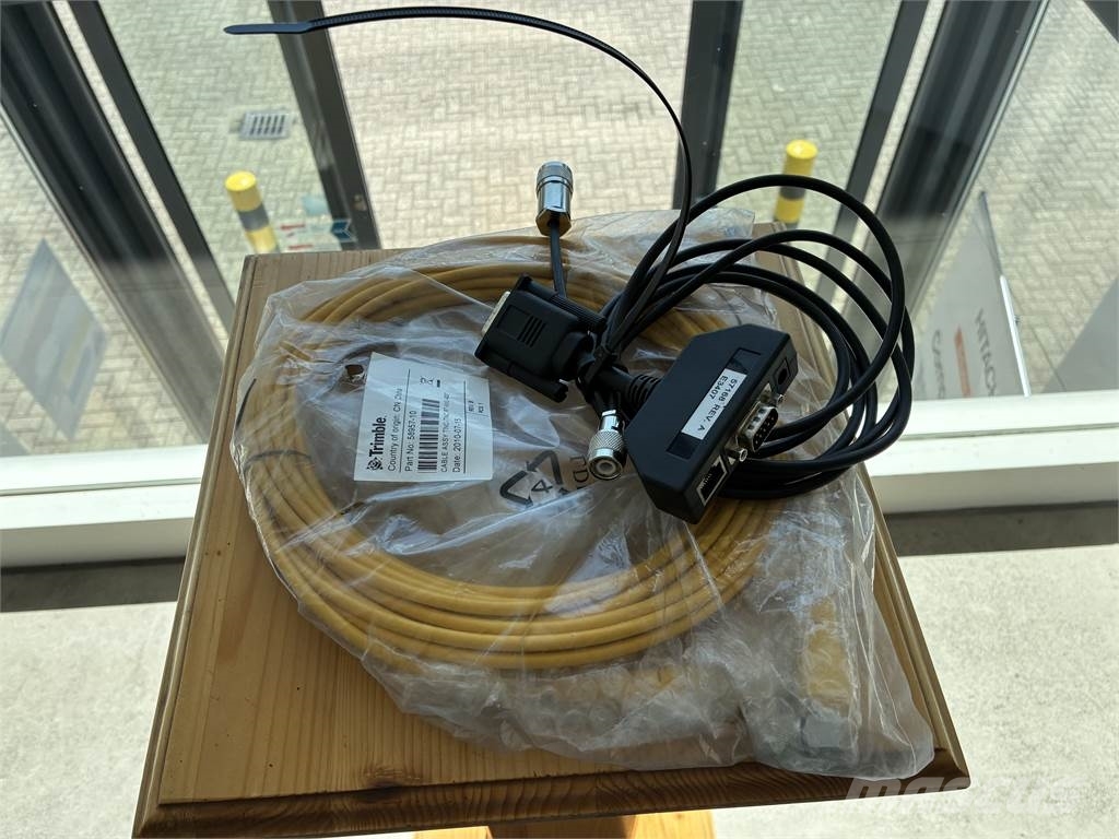 Trimble RTK Radio GPS 曳引機