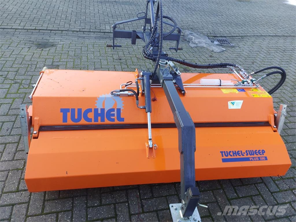 Tuchel Plus 590/200 Veegmachine 农业机械-其他