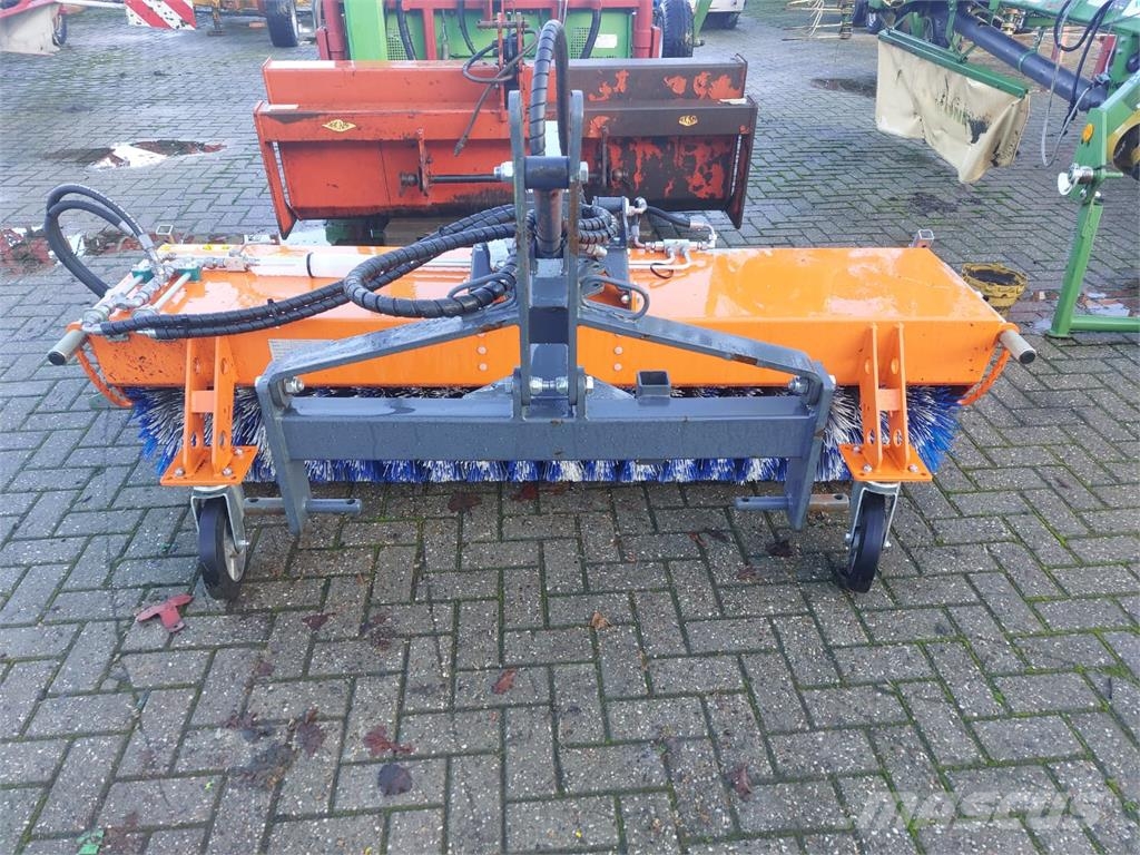 Tuchel Plus 590/200 Veegmachine 农业机械-其他