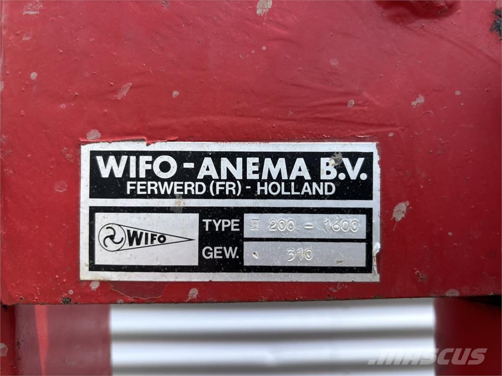 Wifo Hefmast H200 - 1600 농기계 - 기타