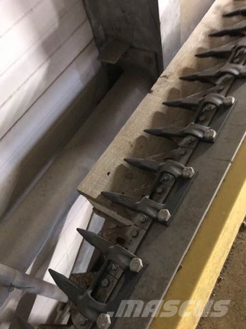 Ziegler Koolzaadmes Maaidorsmachines