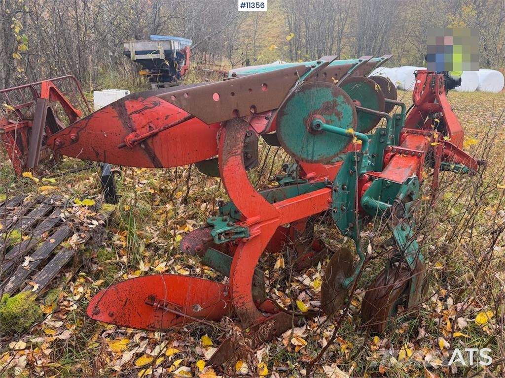  3-skjærs Vendeplog Ostale mašine i priključci za obradu tla