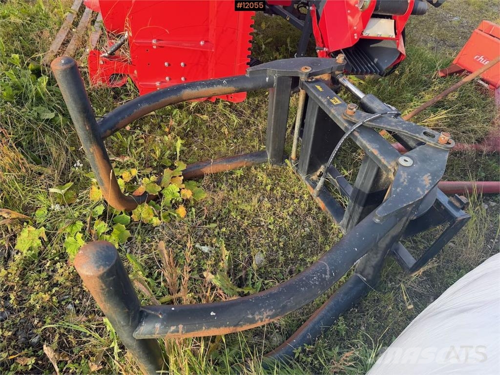 Ålö rundballeklype Altri macchinari per raccolta