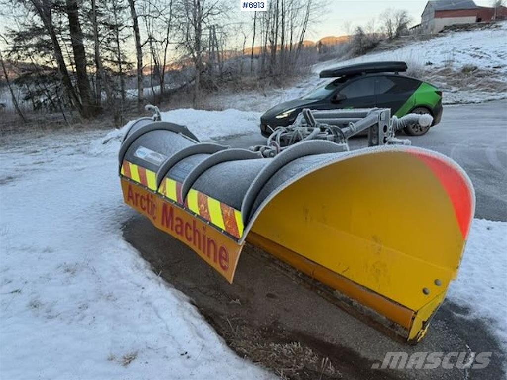 Arctic Machine Snøskjær حراثات ونصول الجليد