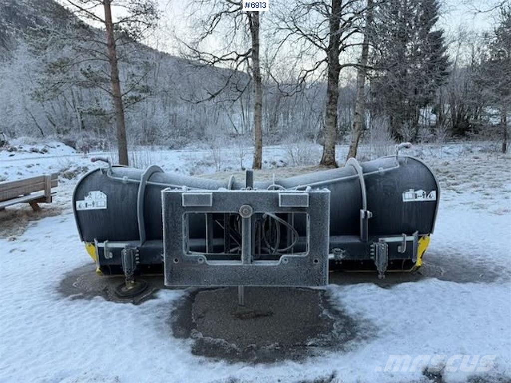 Arctic Machine Snøskjær حراثات ونصول الجليد