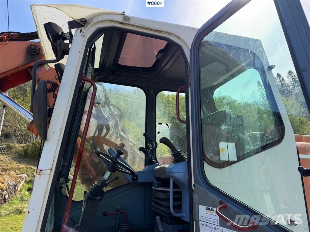Atlas 1204 Εκσκαφείς με ερπύστριες