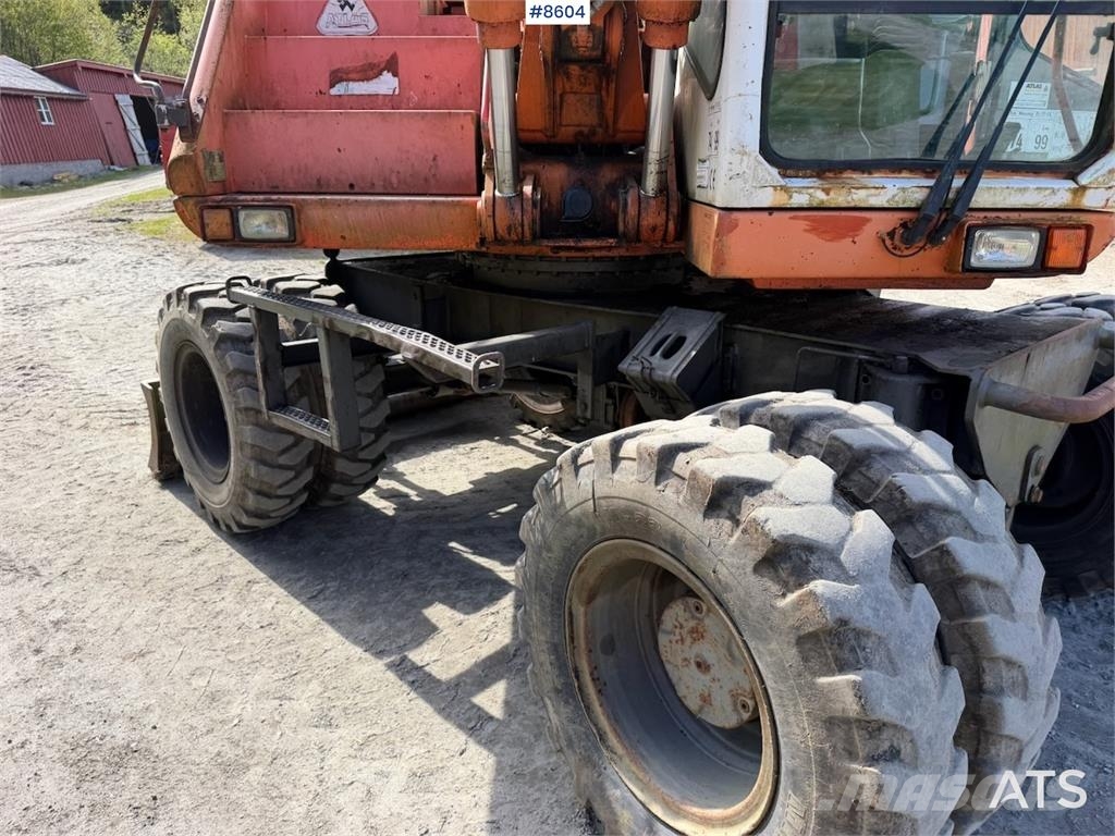 Atlas 1204 Εκσκαφείς με ερπύστριες