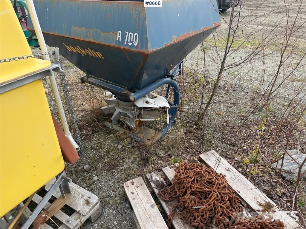 Bogballe B700 Perforatrici