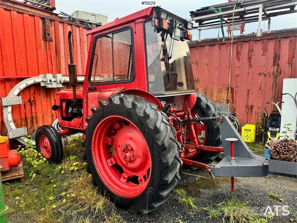 Bolinder-Munktell BM 400 Buster Tractors