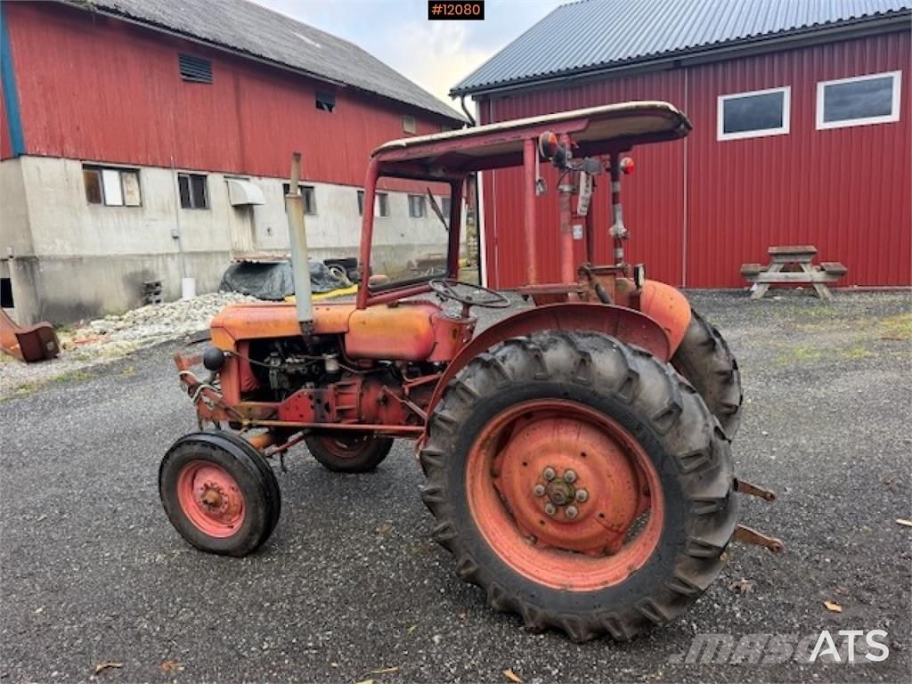 Bolinder-Munktell BM Buster 320 Traktorer