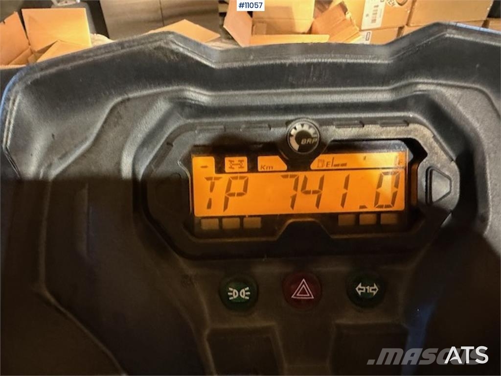 BRP Can-Am 6-hjuling Terenska vozila
