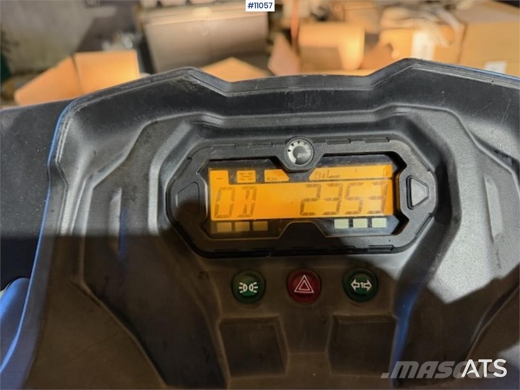 BRP Can-Am 6-hjuling Terenska vozila