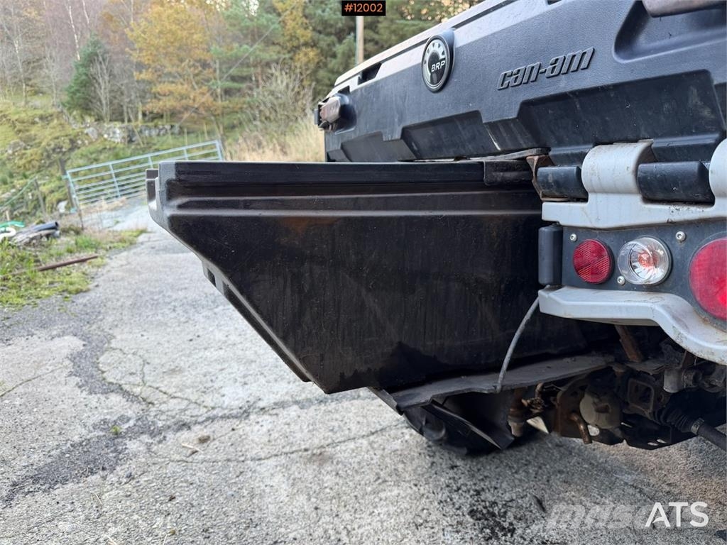  BRP Can-Am Outlander 650 6X6 Terenska vozila