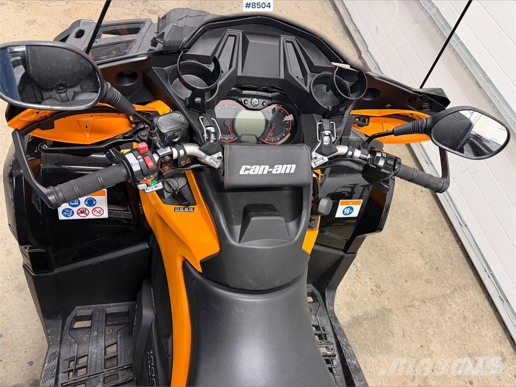 Can-am Outlander MAX XT 1000R مركبات لجميع التضاريس