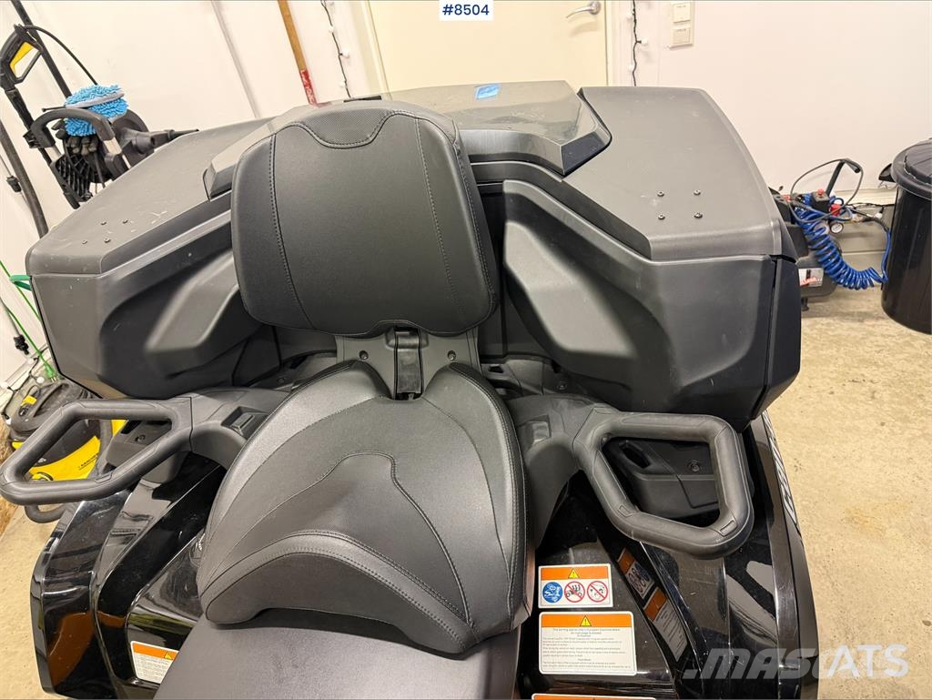 Can-am Outlander MAX XT 1000R مركبات لجميع التضاريس