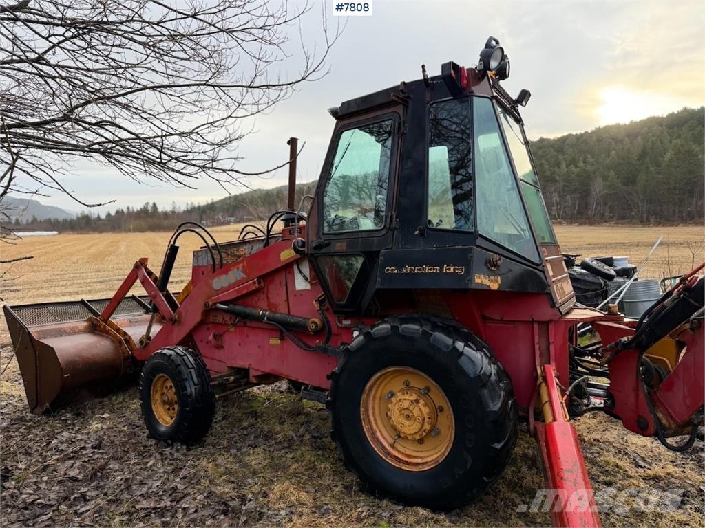 Case IH 680K Traktorgraver Tratores Agrícolas usados