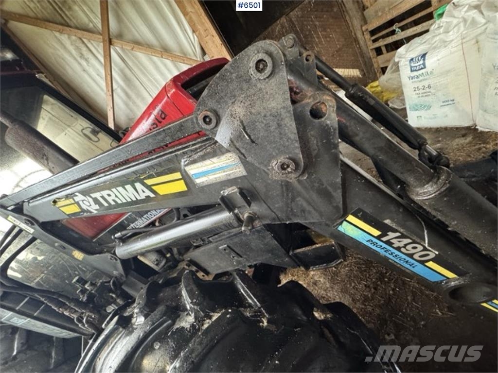 Case IH 685 XL الجرارات