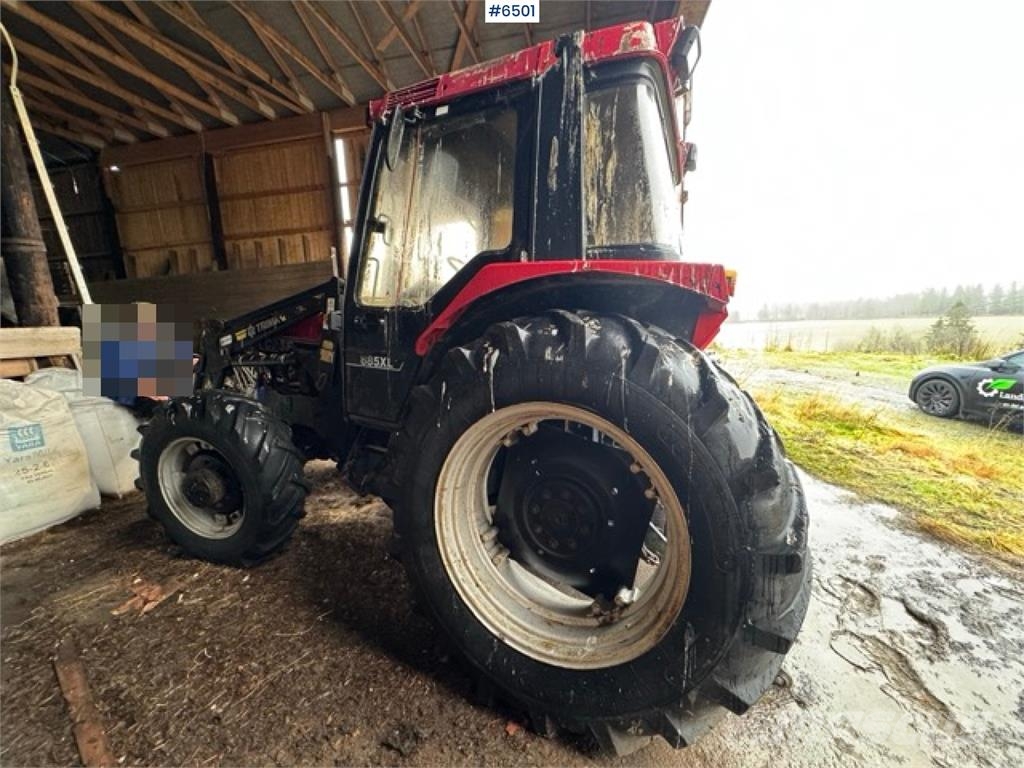 Case IH 685 XL الجرارات