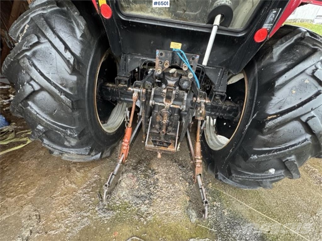 Case IH 685 XL الجرارات