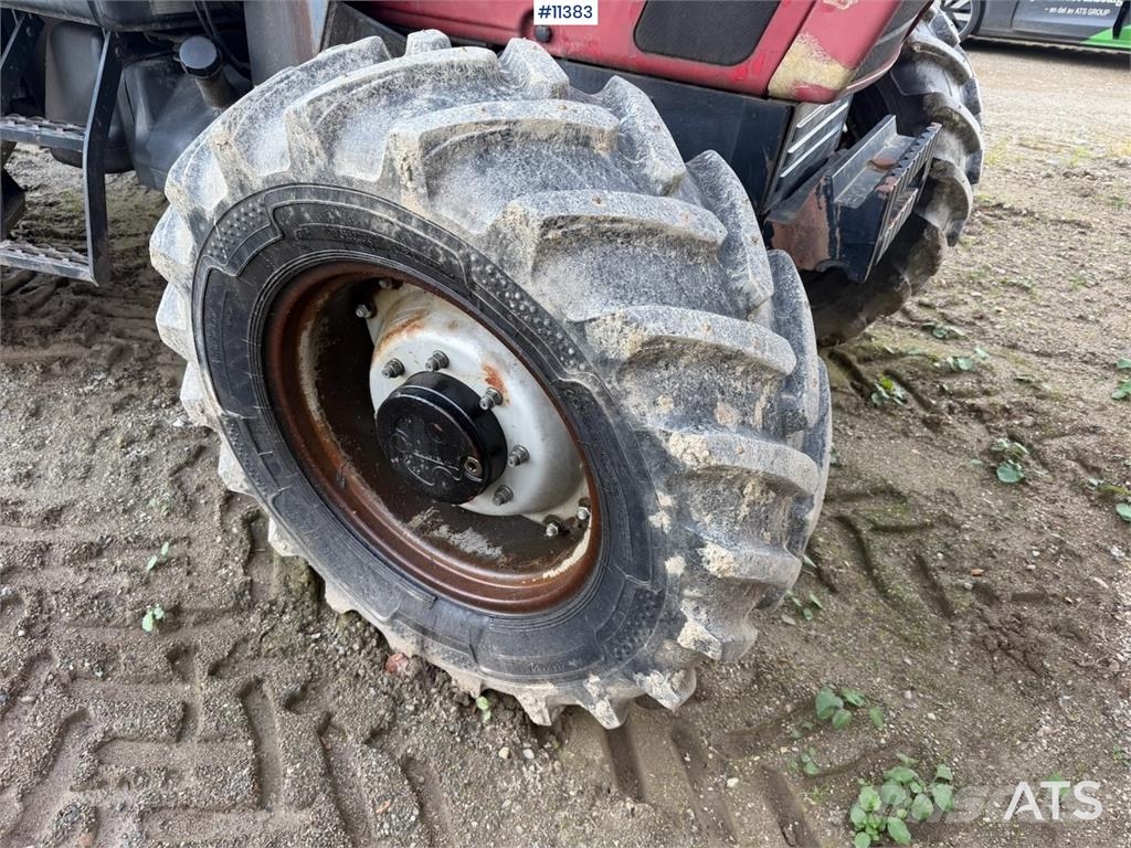 Case IH International 4230 Traktorji