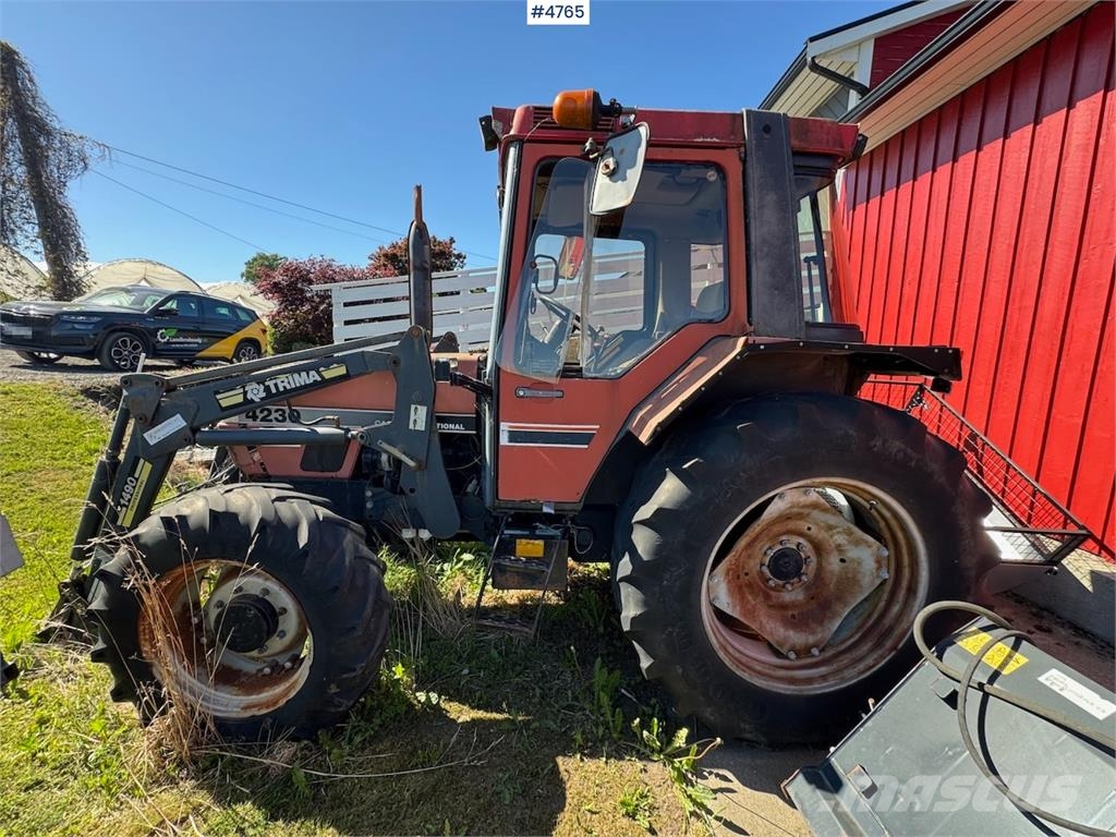 Case IH International 4230 Tractores