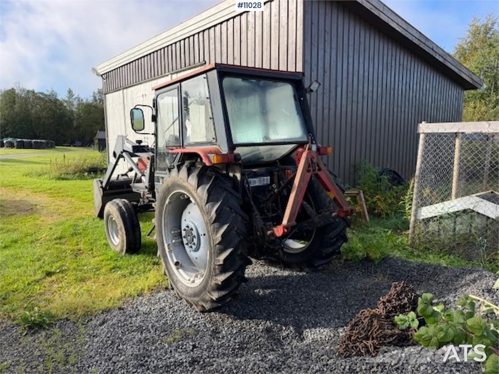 Case IH International 585 Traktorji